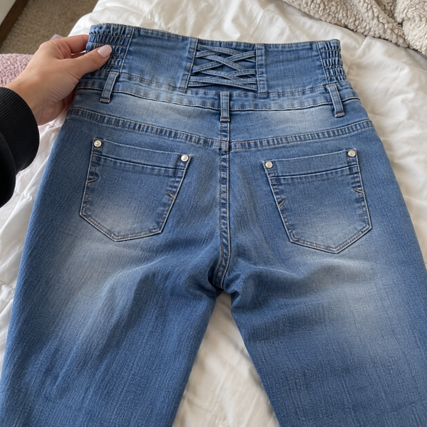 Cute details, easy to style
